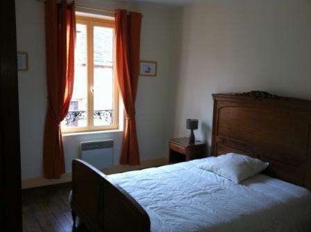 Ferienhaus La Maison Rouge Saint-Sauveur-en-Puisaye